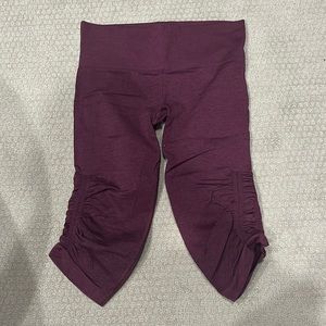 Lululemon capri legging size 6